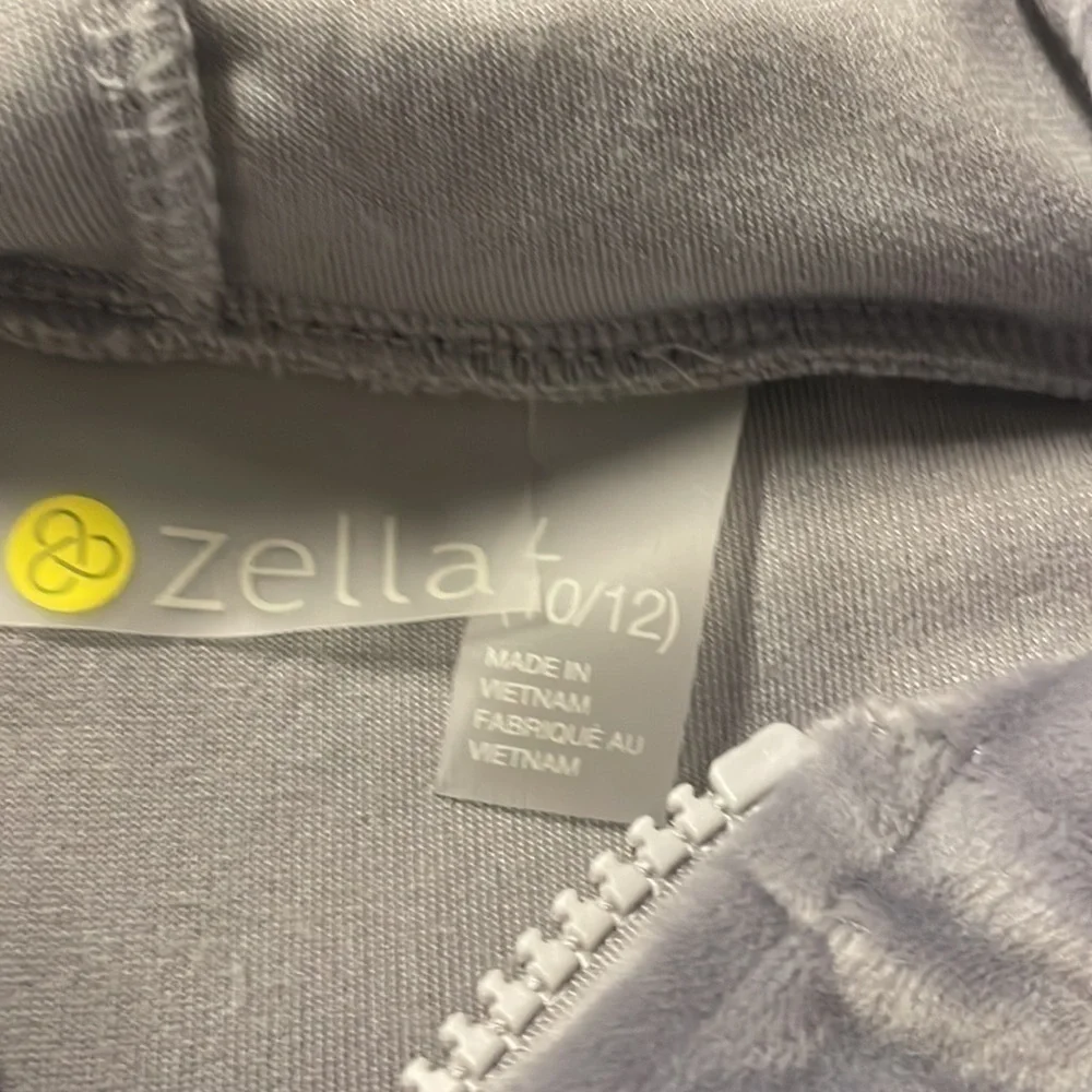 ZELLA girl zip up hoodie size L